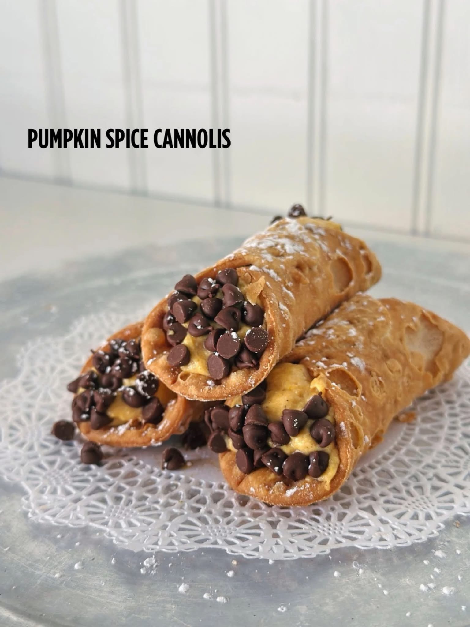 Pumpkin Spice Cannolis